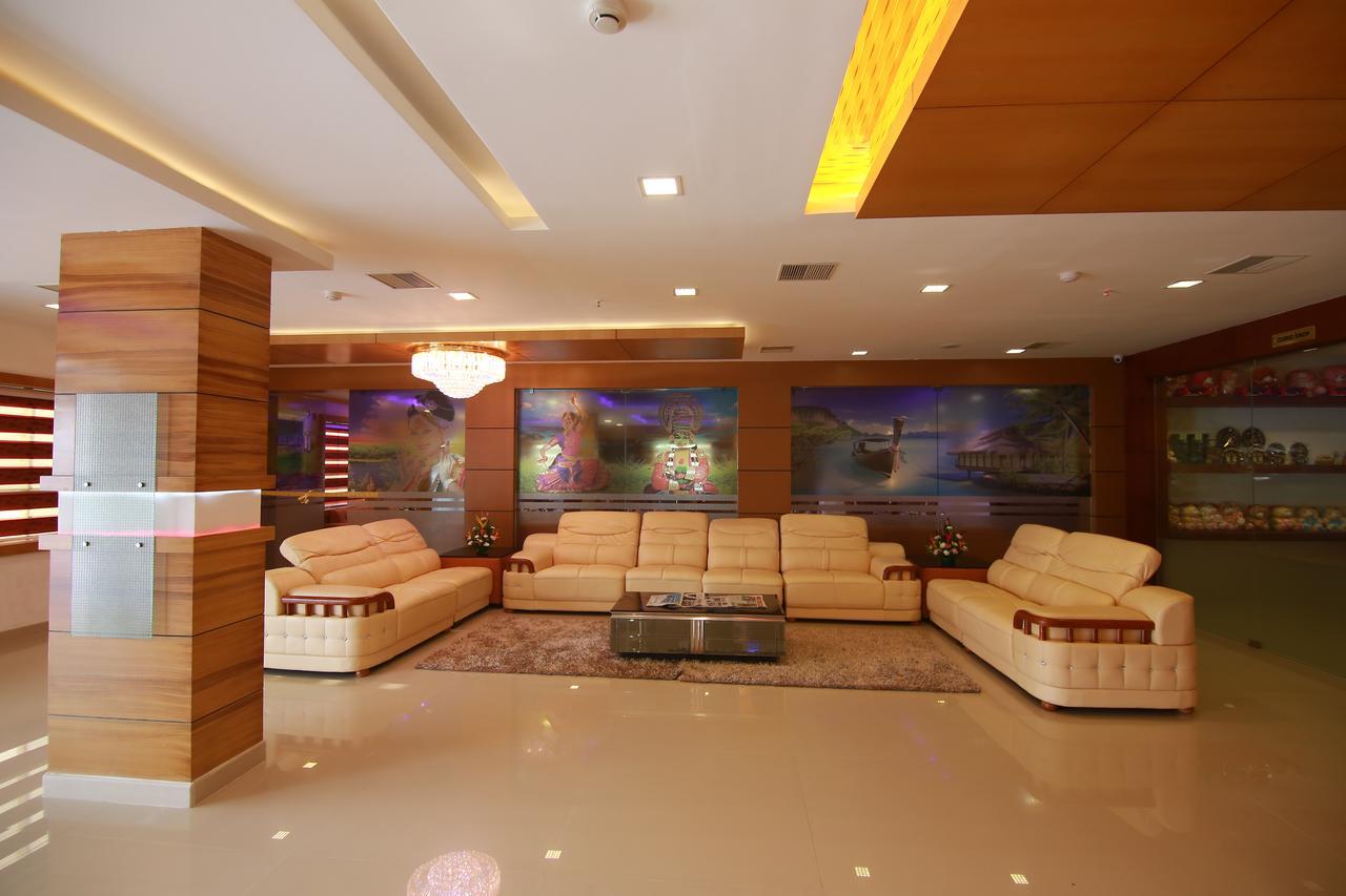 Rouba Residency Hotel Ponnāni Buitenkant foto